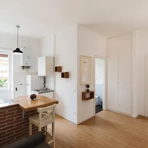 Maison 46 Roma